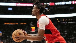 攻防都拉满！贾科比-沃尔特16中8得26分4板 另有7抢断1盖帽