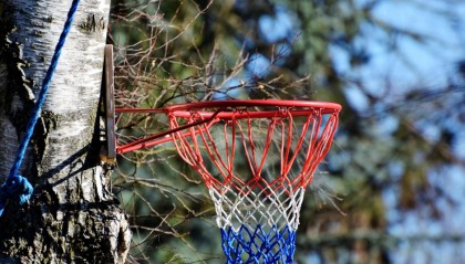 男篮预计周五赴西班牙拉练：赵睿任集训队长 杨瀚森缺席曾凡博养伤